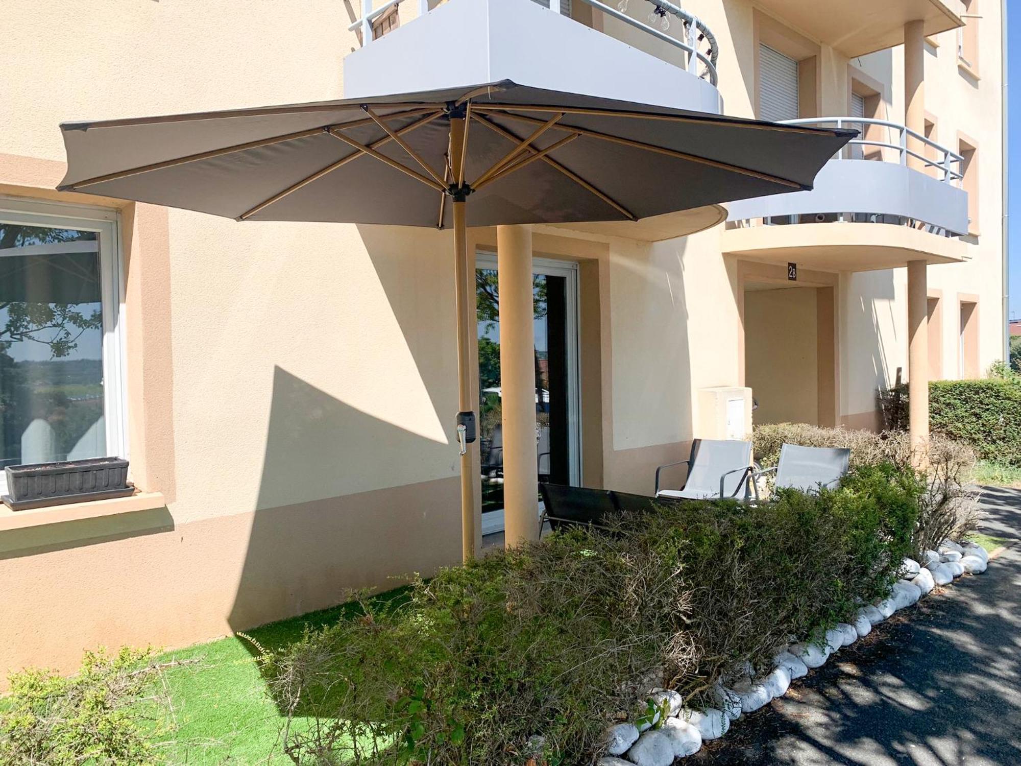 Appartement Les Hauts Du Beaujolais Limas Eksteriør billede